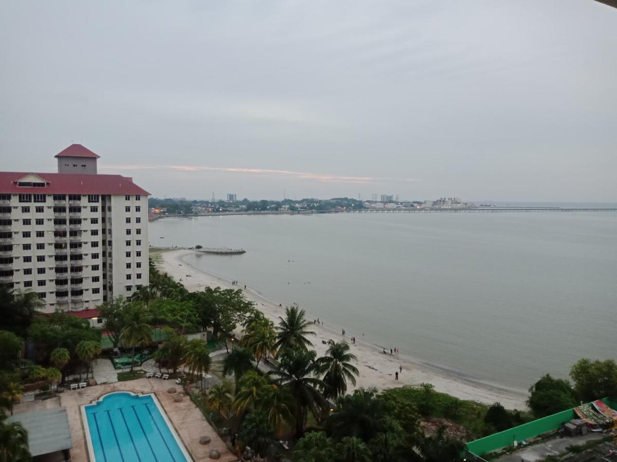 Glory Beach Resort Private Penthouse Port Dickson Exterior foto